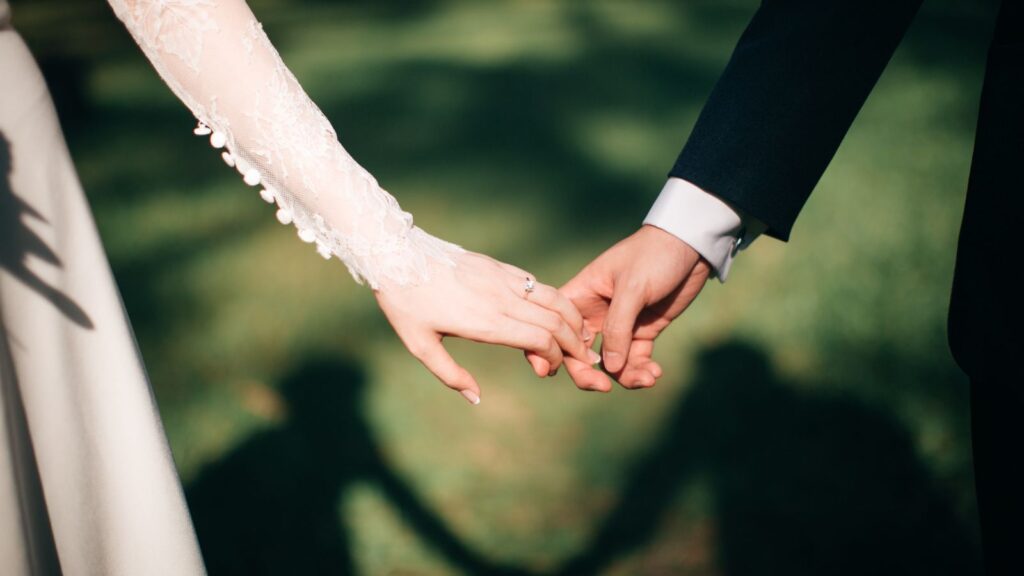 how to have a happy marriage